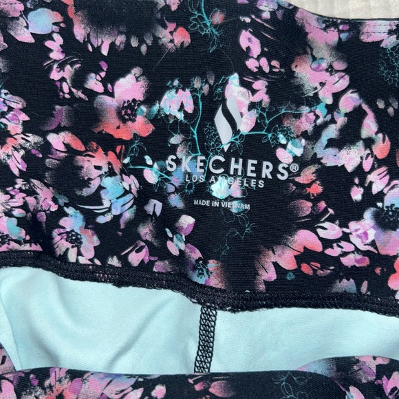 🌸 Skechers GoWalk capri leggings NWT size medium 🌸 - Picture 4 of 5